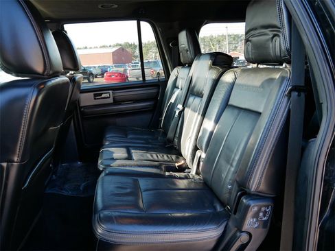 Used 2017 Ford Expedition EL Platinum image 12