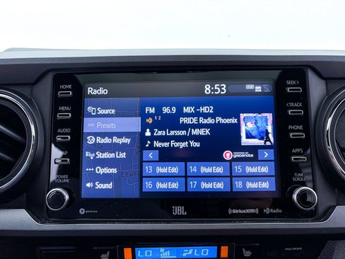 Used 2021 Toyota Tacoma TRD Sport w/ TRD Premium Sport Package AWD/4WD image 25