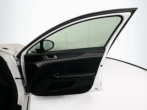 Used 2025 Kia K5 LXS image 29