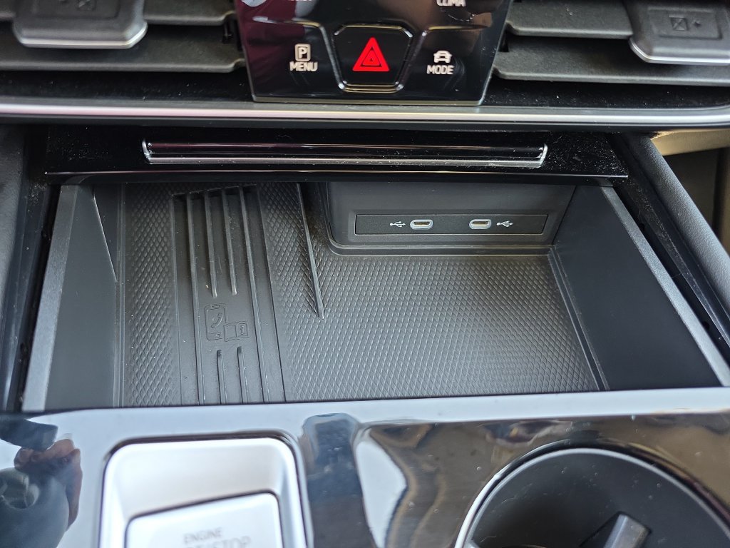 Used 2025 Volkswagen Atlas SE AWD/4WD image 27