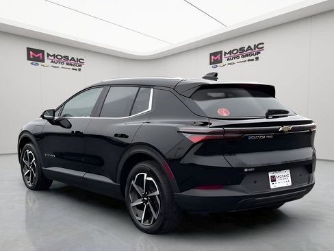 New 2026 Chevrolet Equinox EV LT AWD/4WD image 5