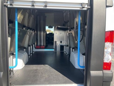 Used 2024 RAM ProMaster 3500 w/ Delivery Van Package image 9