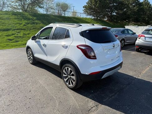 Used 2022 Buick Encore Preferred w/ Safety Package AWD/4WD image 2
