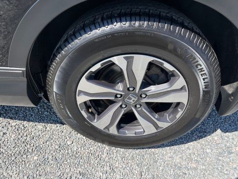 Used 2018 Honda CR-V LX image 11