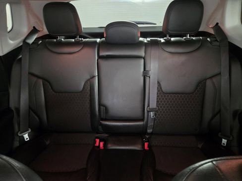 Used 2020 Jeep Compass Latitude FWD image 22