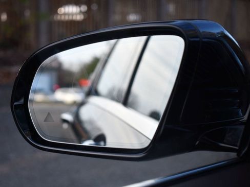 Used 2018 Mercedes-Benz S 560 4MATIC Sedan image 71