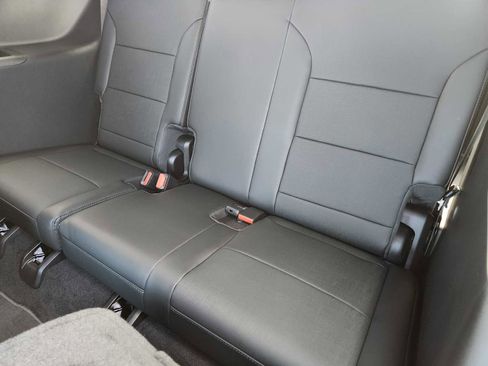 New 2026 Buick Enclave Preferred image 11