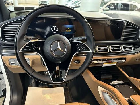 New 2026 Mercedes-Benz GLS 580 GLS 580 image 6