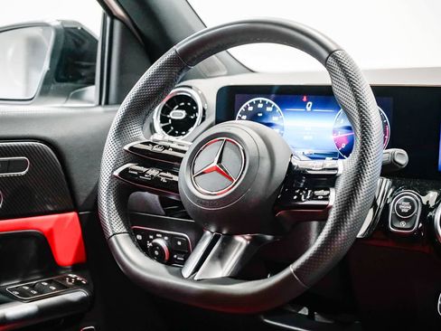 Used 2026 Mercedes-Benz GLA 250 image 14
