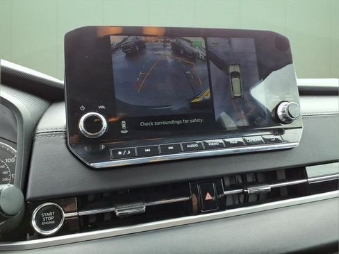 Used 2024 Mitsubishi Outlander SE AWD/4WD image 27