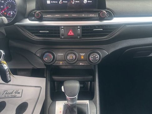 Used 2023 Kia Forte LXS w/ LXS Technology Package image 22
