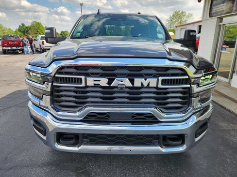 Used 2026 RAM 2500 Big Horn AWD/4WD image 9