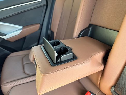 Used 2021 Audi Q3 2.0T Premium Plus w/ Premium Plus Package image 43