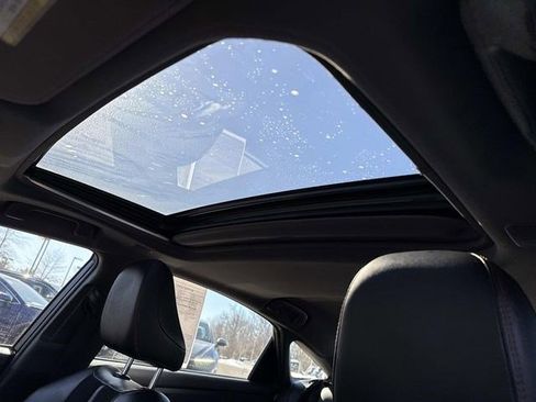 Used 2019 Toyota Avalon XSE image 16