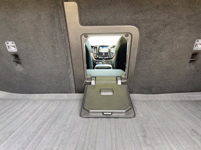 Used 2024 Volvo XC60 B5 Plus AWD/4WD image 55