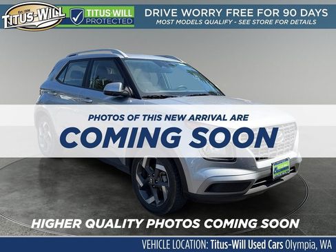 Used 2025 Hyundai Venue SEL FWD image 1