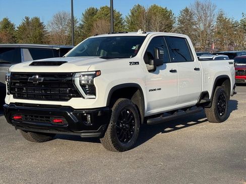 New 2026 Chevrolet Silverado 2500 LTZ w/ Trail Boss Package image 6