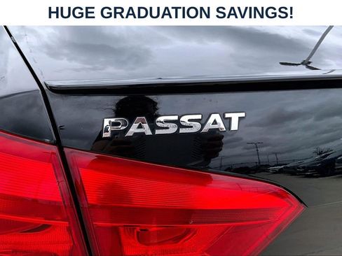 Used 2014 Volkswagen Passat TDI SEL Premium FWD image 39