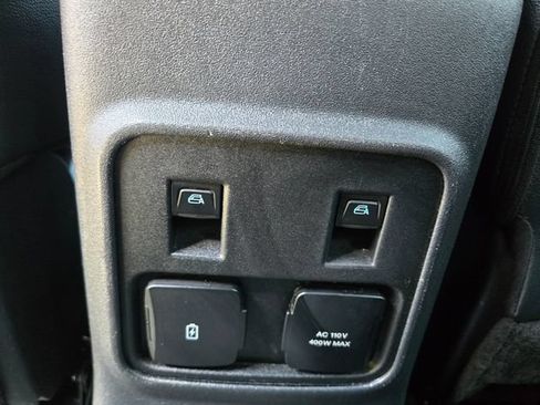 Used 2023 Ford Bronco Wildtrak AWD/4WD image 19