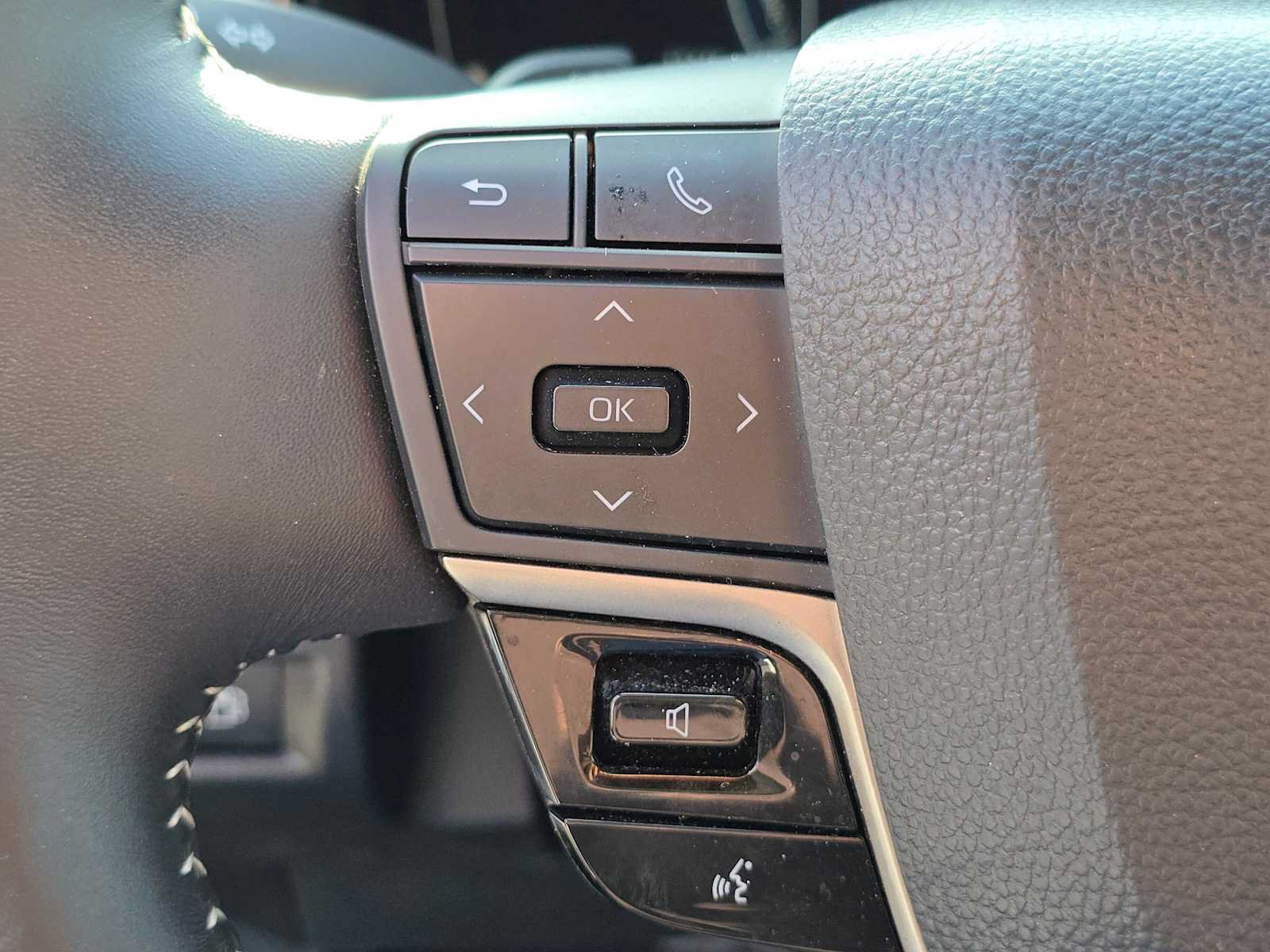 Certified 2026 Toyota Camry SE FWD image 27