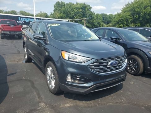 Used 2022 Ford Edge Titanium AWD/4WD image 2