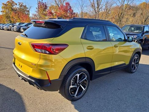 Used 2023 Chevrolet TrailBlazer RS w/ Sun and Liftgate Package image 5