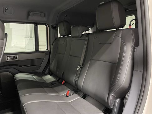 Used 2025 INEOS Grenadier AWD/4WD image 17