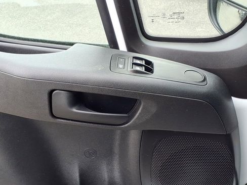 Used 2025 RAM ProMaster 3500 FWD image 4