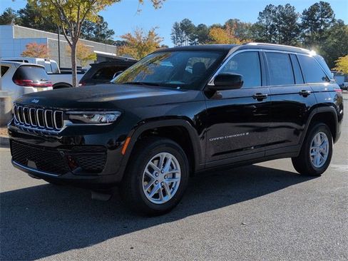 New 2025 Jeep Grand Cherokee Laredo X image 7