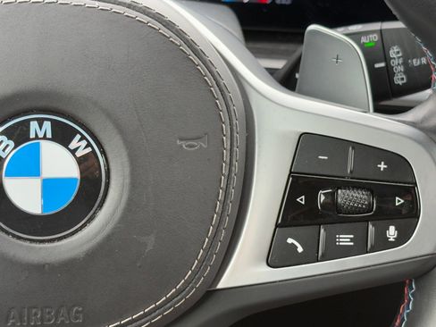 Used 2023 BMW X7 M60i w/ Executive Package image 23