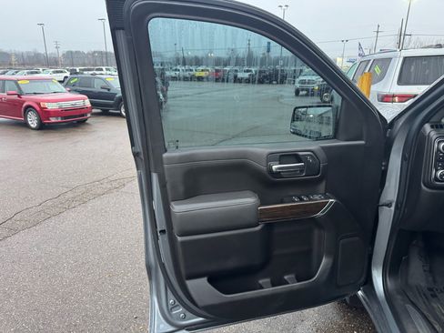 Used 2019 GMC Sierra 1500 Elevation w/ Elevation Value Package image 14