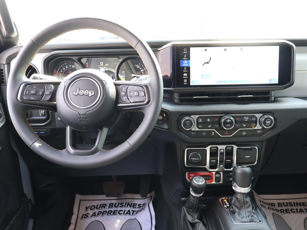 Used 2024 Jeep Wrangler Unlimited AWD/4WD image 17