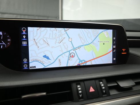 Used 2019 Lexus ES 350 Luxury w/ Accessory Package 2 image 12