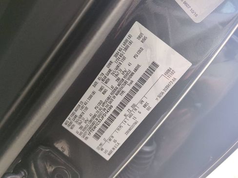Used 2018 Ford F150 Lariat RWD image 38