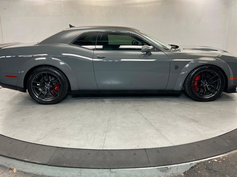 Used 2019 Dodge Challenger SRT Hellcat Redeye RWD image 7