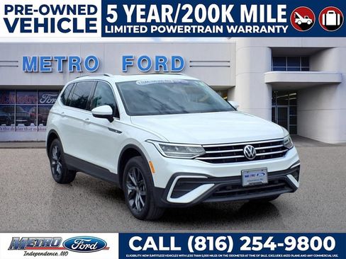 Used 2023 Volkswagen Tiguan SE w/ Panoramic Sunroof Package AWD/4WD image 1