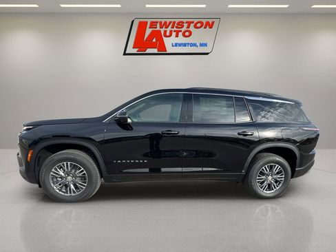 New 2026 Chevrolet Traverse LT w/ Driver Confidence Package image 2
