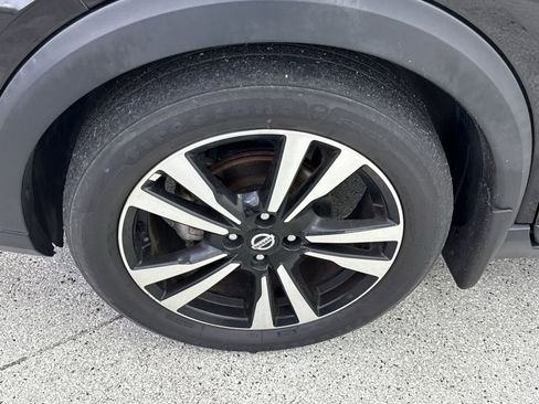 Used 2019 Nissan Kicks SR w/ SR Premium Package image 45