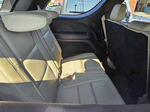 Used 2022 Dodge Durango GT image 9