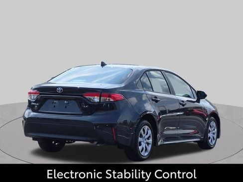 Certified 2026 Toyota Corolla LE FWD image 7