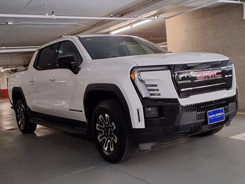 New 2026 GMC Sierra EV Elevation AWD/4WD image 3