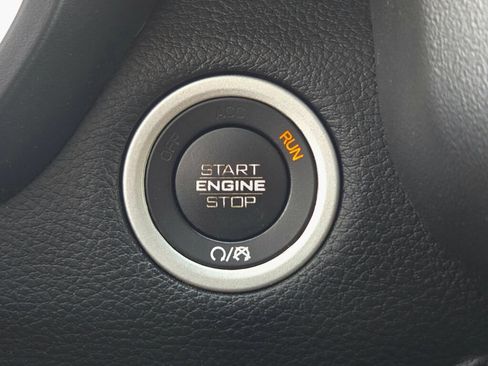 Used 2020 RAM 1500 Rebel AWD/4WD image 30