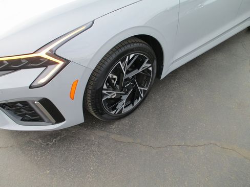 Used 2025 Kia K5 GT-Line w/ GT-Line Premium Package image 11