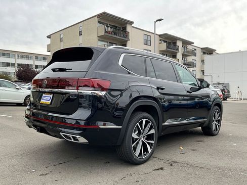 New 2026 Volkswagen Atlas SEL Premium R-Line image 9