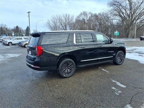 New 2026 GMC Yukon XL Elevation w/ Elevation Premium Package image 3