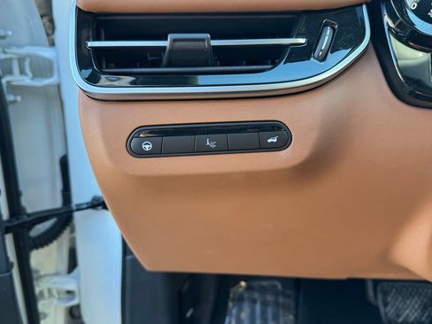 Used 2025 INFINITI QX60 Autograph w/ Cargo Package image 13