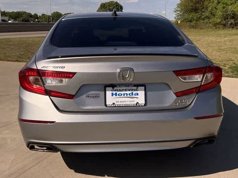 Used 2022 Honda Accord Sport image 6