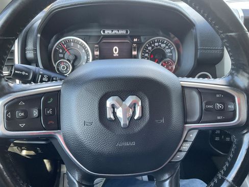 Used 2022 RAM 1500 Laramie AWD/4WD image 16