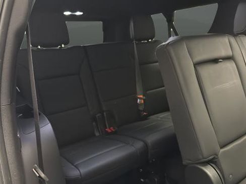 Used 2022 Chevrolet Suburban Z71 w/ Z71 Off-Road Package image 26