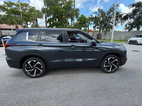Used 2024 Mitsubishi Outlander SE FWD image 10